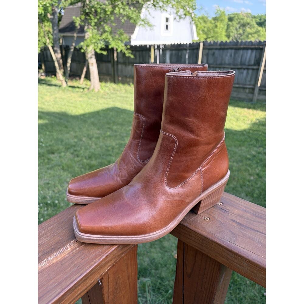 $215 Matisse Ezra Boot Leather Ankle Square Toe Cognac Brown Tan Size 9.5 - Picture 1 of 7